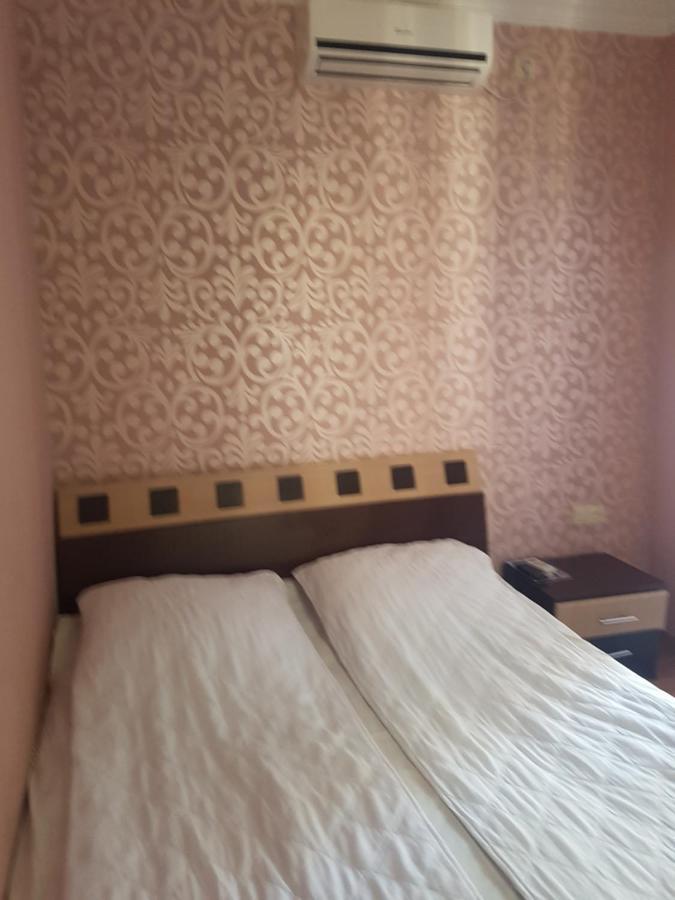 Guest House 2 Floor Batumi Kültér fotó